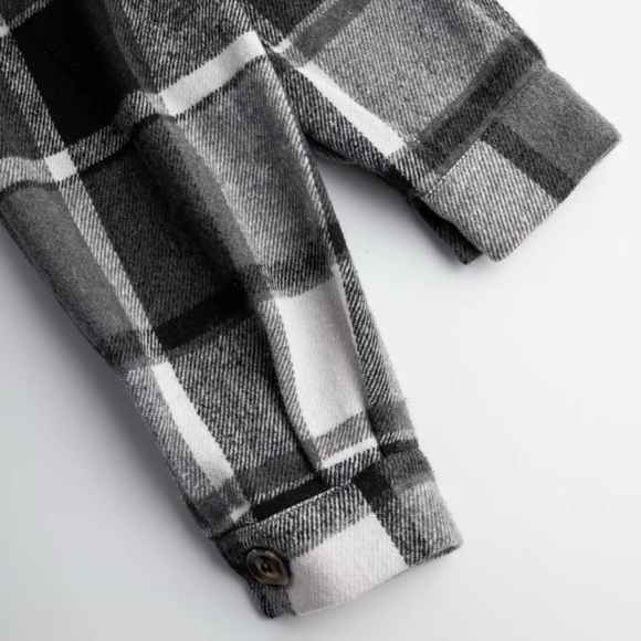 Black and White Plaid Longline Shacket Drop Shoulder Coat, Casual New Boutique - Picture 4 of 5